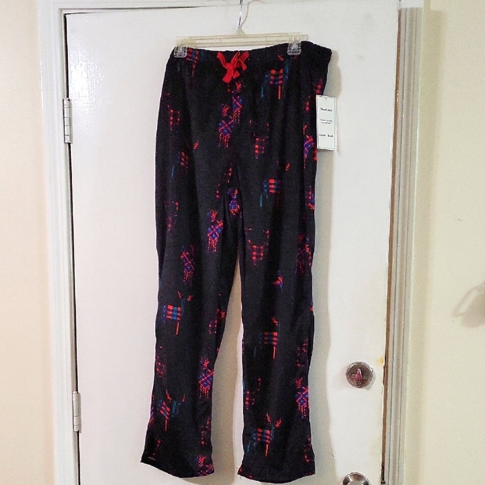 Ashford & Brooks Black Pajama Pants with Red and Blue Pattern